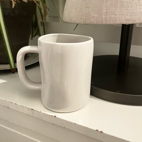 Rae Dunn Artisan Collection by Magenta Princess Mug - Picture 3 of 5